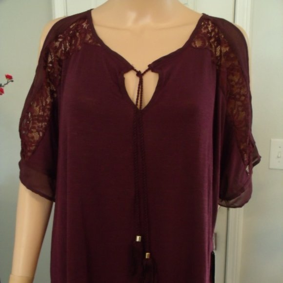 NWT Jennifer Lopez XL Plum Cold Shoulder Blouse - Picture 4 of 5